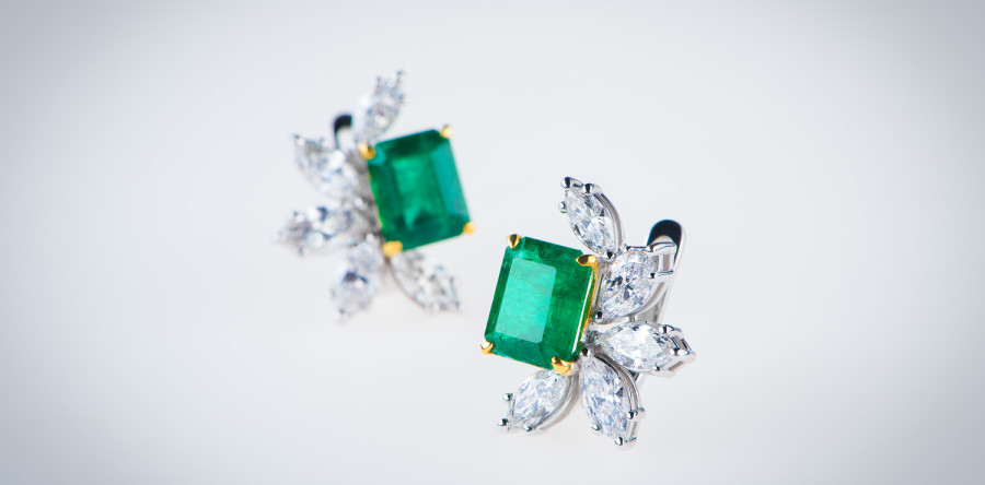Earring